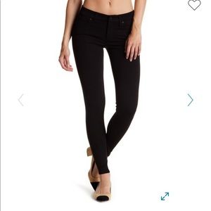 Joe’s jegging Jean